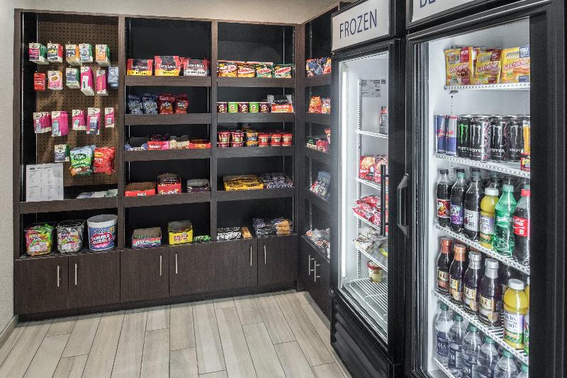 Holiday Inn Express Hotel & Suites Burlington, An Ihg