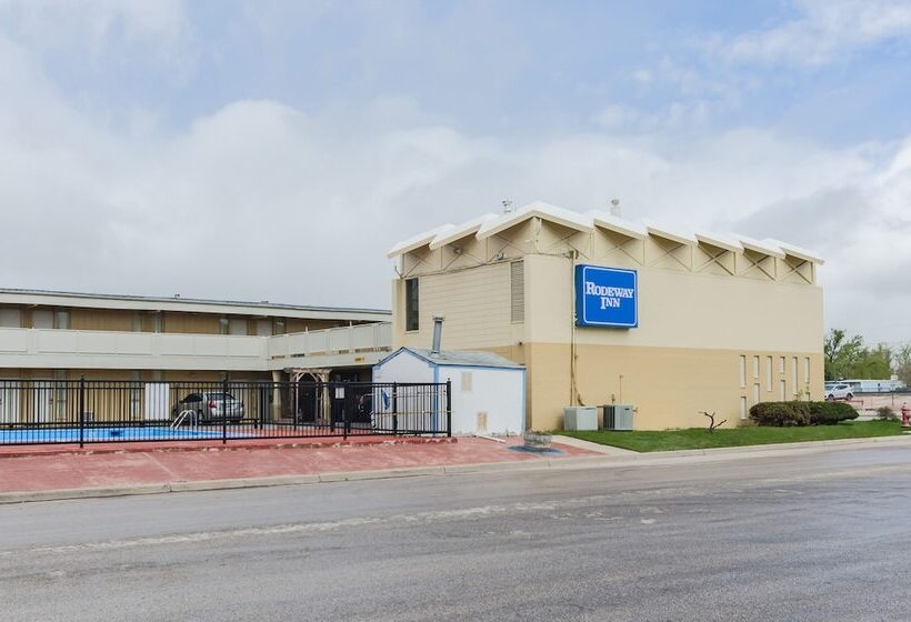 فندق Alamo Inn & Suites