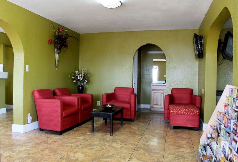 فندق Americas Best Value Inn At&t Center