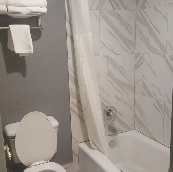 فندق Americas Best Value Inn At&t Center