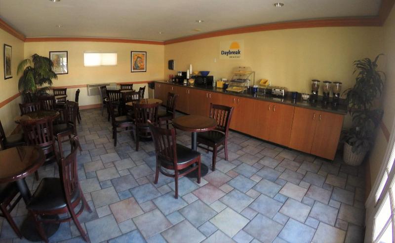 בית מלון כפרי Americas Best Value Inn Blythe Ca