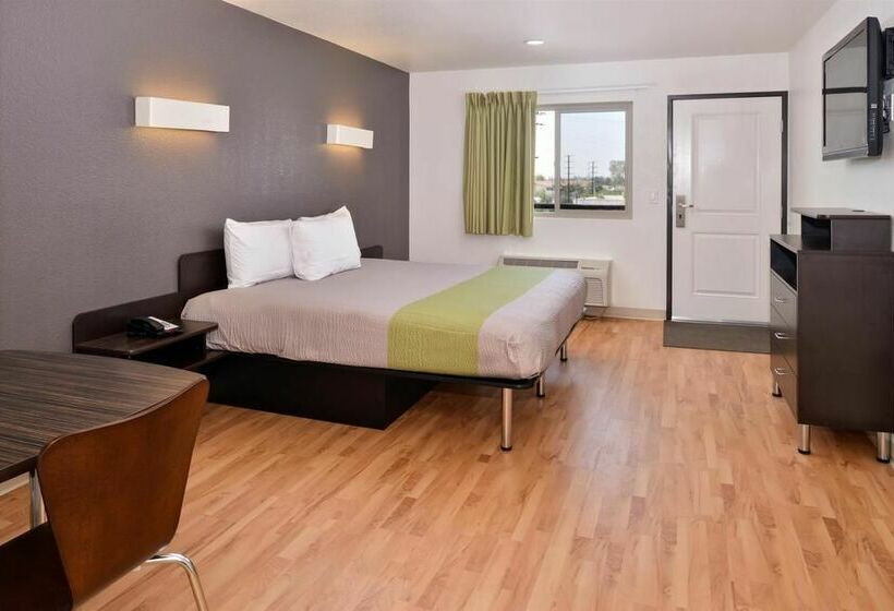 فندق Studio 6 Commerce Ca