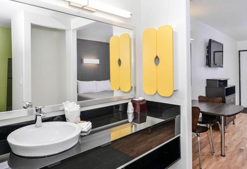 فندق Studio 6 Commerce Ca