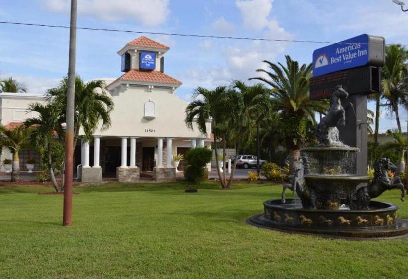 ホテル Americas Best Value Inn Fort Myers