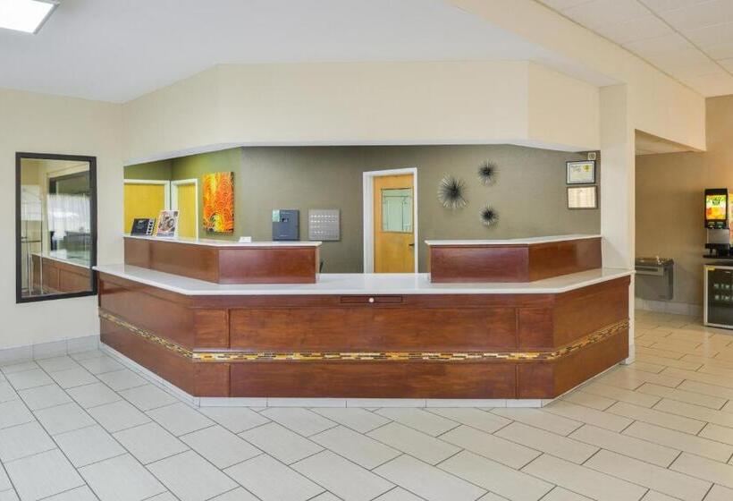 فندق Americas Best Value Inn & Suites Bastrop