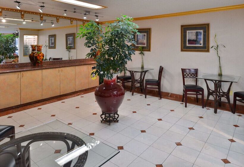 فندق Americas Best Value Inn & Suites Fontana