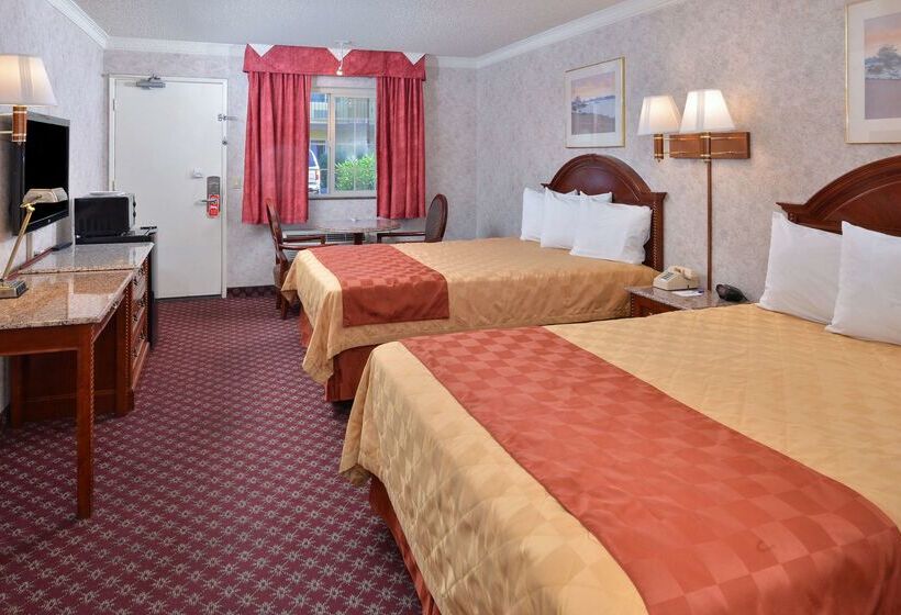 فندق Americas Best Value Inn & Suites Fontana