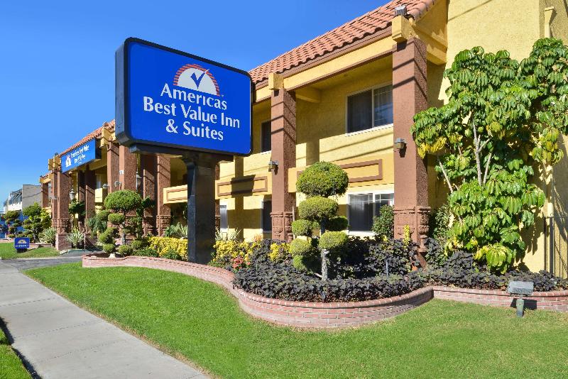 בית מלון כפרי Americas Best Value Inn & Suites Fontana