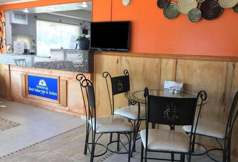 ホテル Americas Best Value Inn & Suites Macon At Sunset Dr