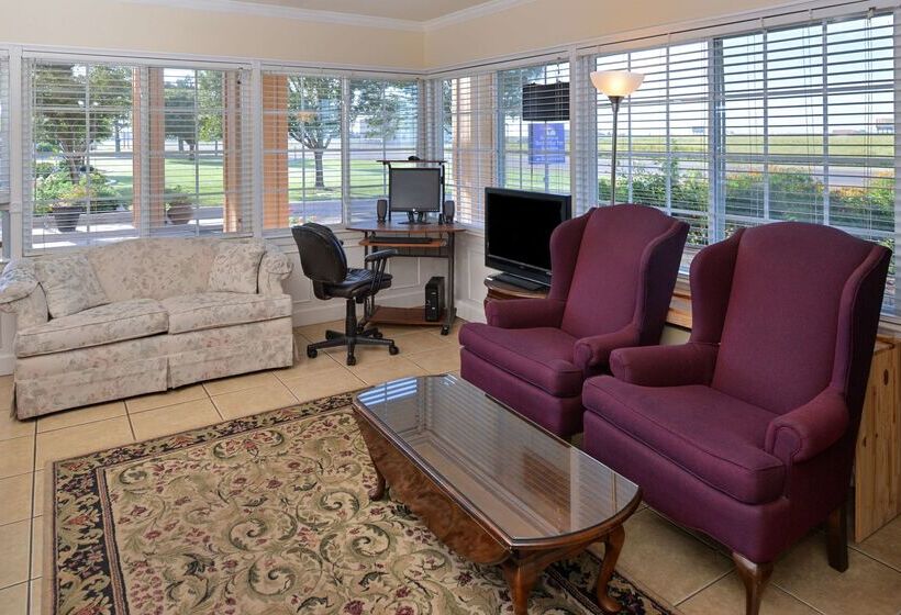 Отель Americas Best Value Inn & Suites Vega