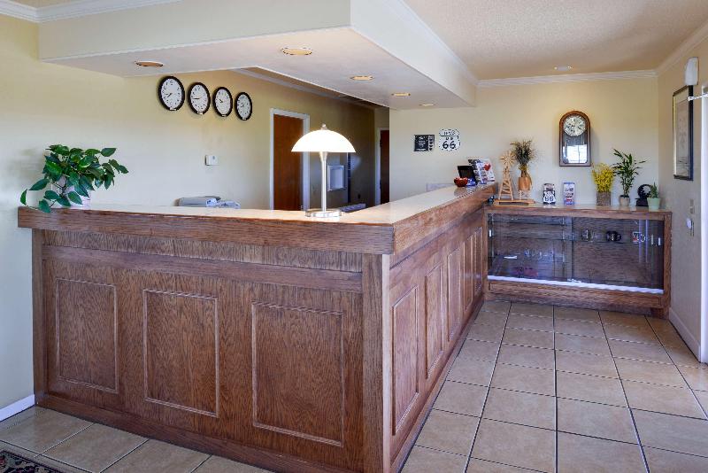 Отель Americas Best Value Inn & Suites Vega