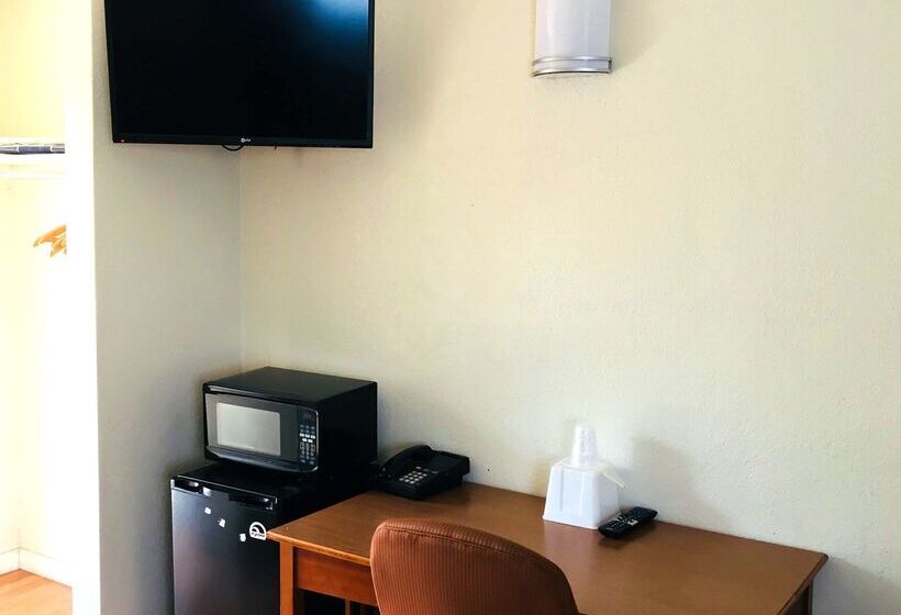 فندق Americas Best Value Inn Visalia