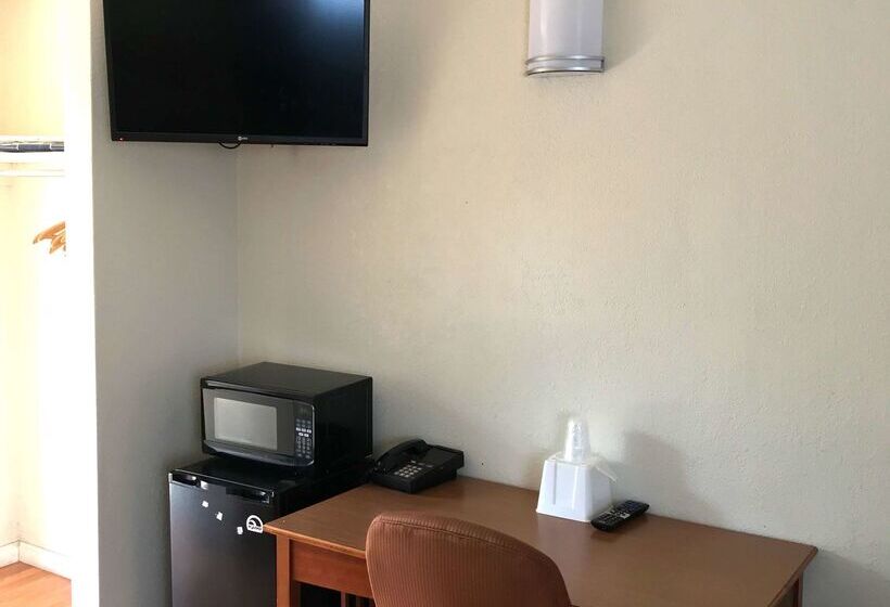 فندق Americas Best Value Inn Visalia