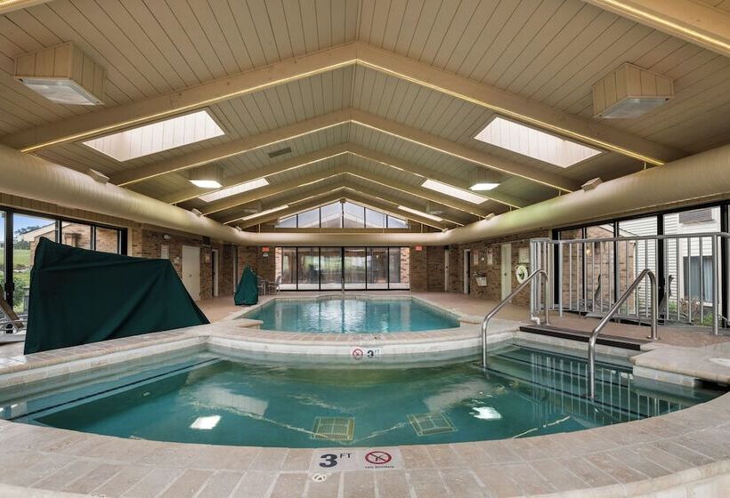 Antioch Hotel & Suites