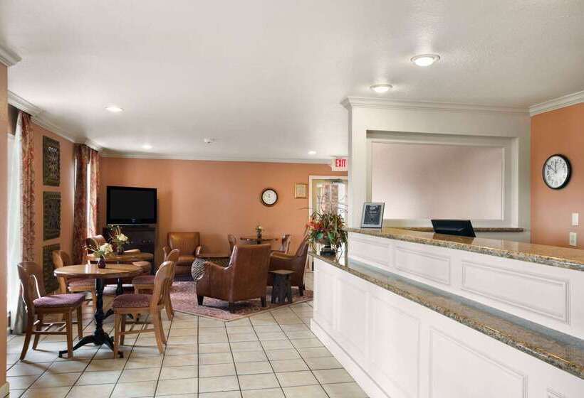 호텔 Baymont By Wyndham Beaumont