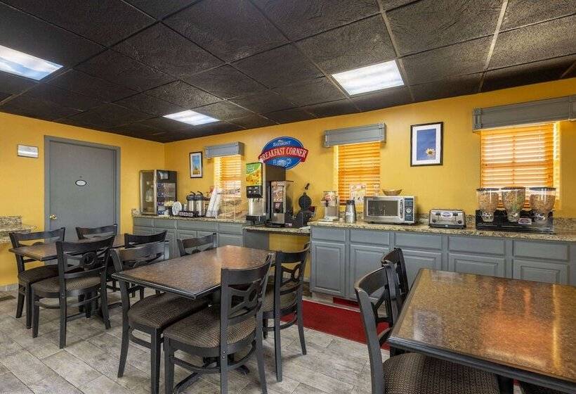 فندق Baymont By Wyndham El Dorado