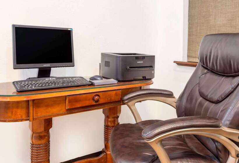 호텔 Baymont By Wyndham Green Bay