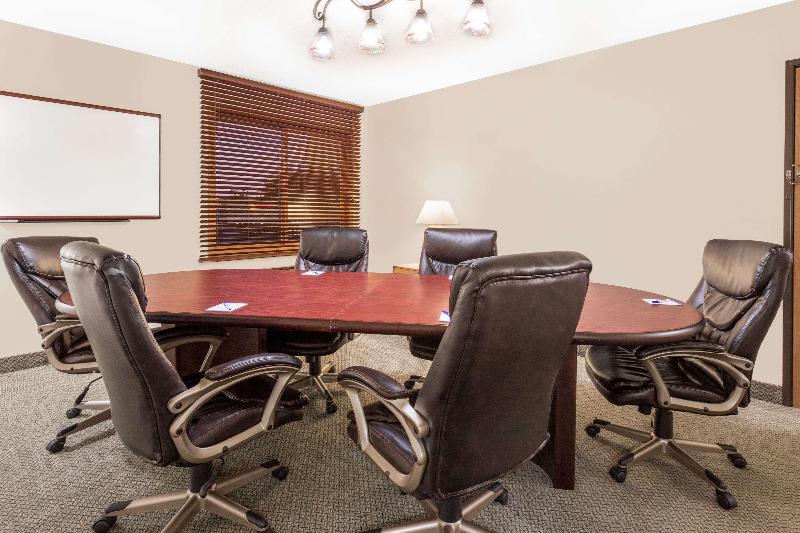 호텔 Baymont By Wyndham Green Bay