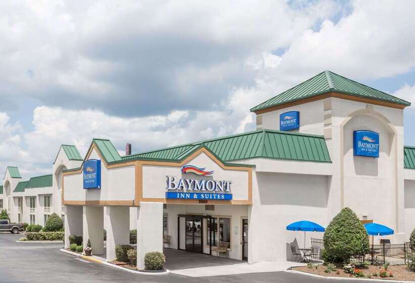 בית מלון כפרי Baymont By Wyndham Greensboro/coliseum