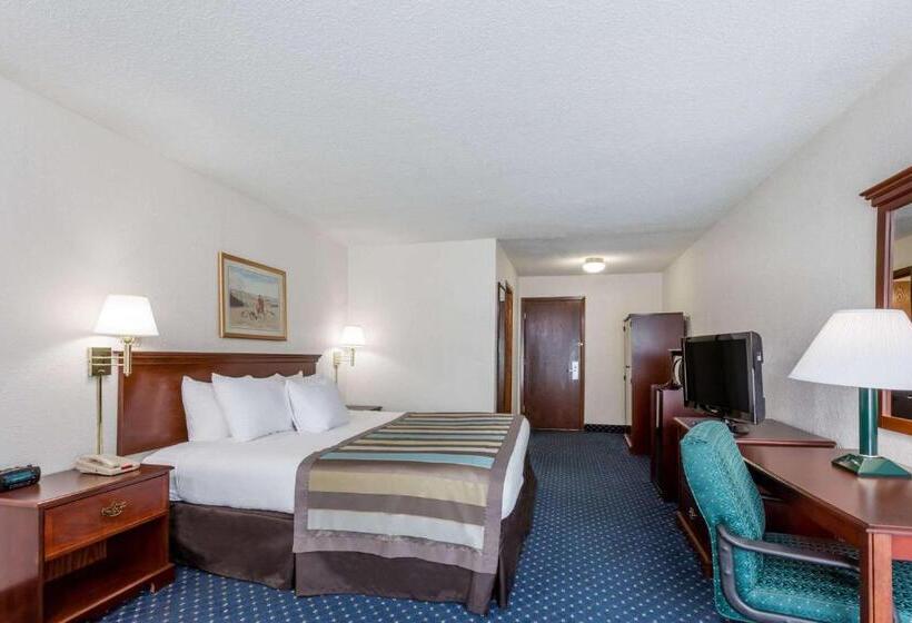 هتل Baymont By Wyndham Greensboro/coliseum