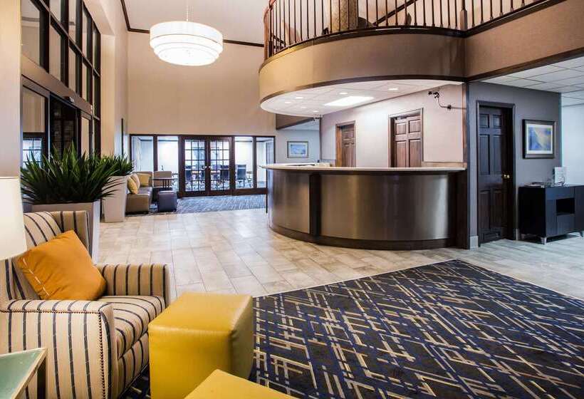 ホテル Baymont By Wyndham Madison West/middleton Wi West