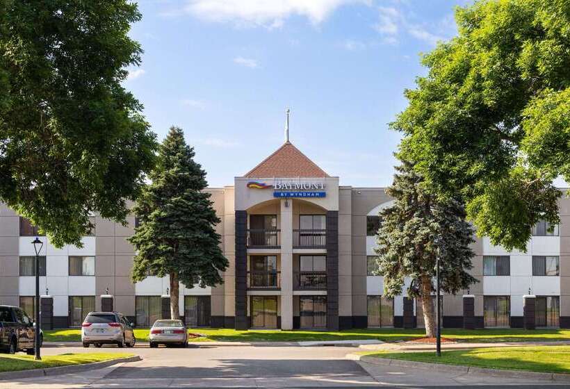 בית מלון כפרי Baymont By Wyndham Shakopee