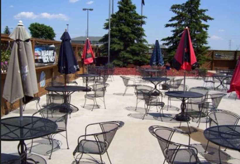 בית מלון כפרי Baymont By Wyndham Shakopee