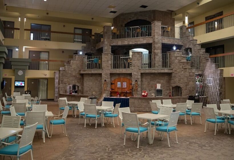 בית מלון כפרי Baymont By Wyndham Shakopee