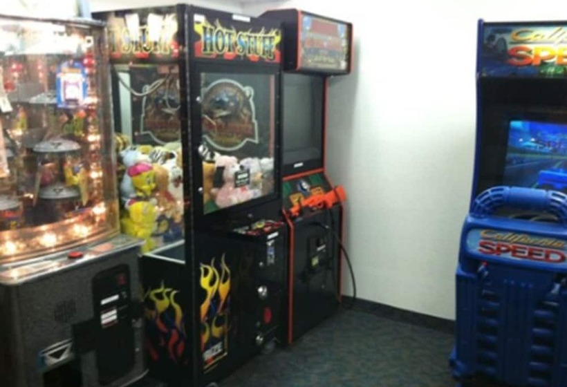 בית מלון כפרי Baymont By Wyndham Shakopee