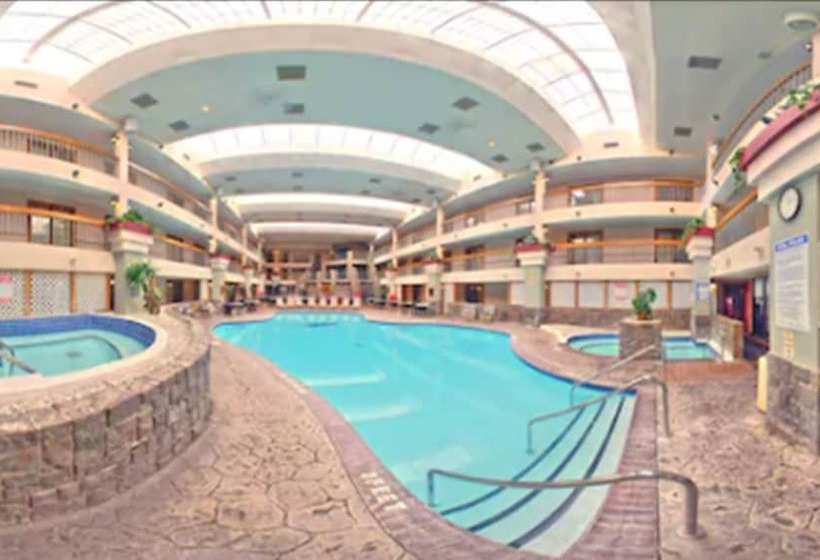 בית מלון כפרי Baymont By Wyndham Shakopee