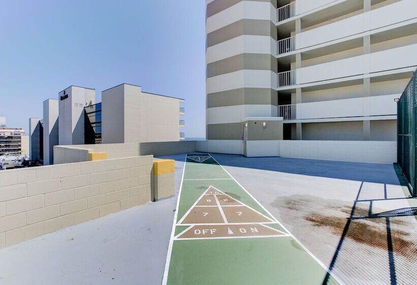 فندق Beach Quarters Resort