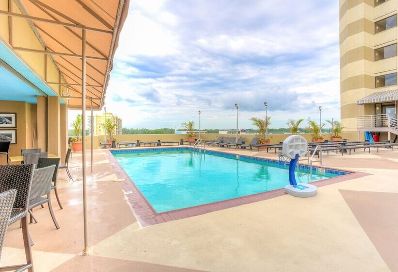 فندق Beach Quarters Resort