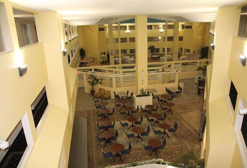 Bedford Plaza Hotel   Boston