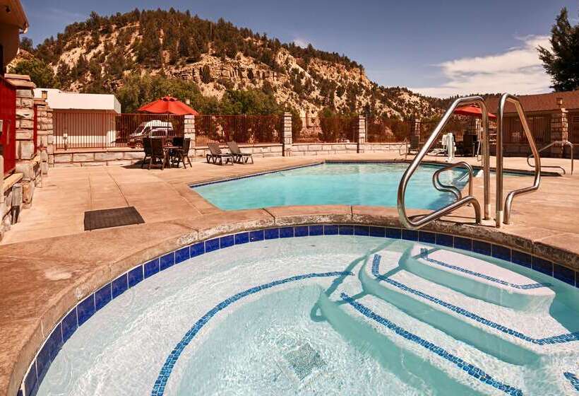 هتل Best Western East Zion Thunderbird Lodge
