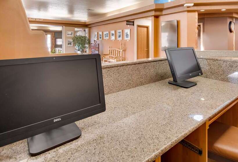 هتل Best Western East Zion Thunderbird Lodge