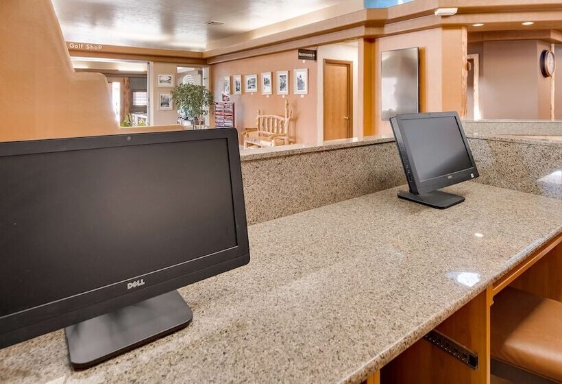 هتل Best Western East Zion Thunderbird Lodge