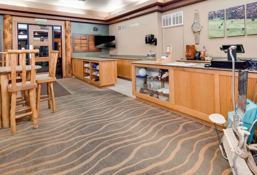 هتل Best Western East Zion Thunderbird Lodge