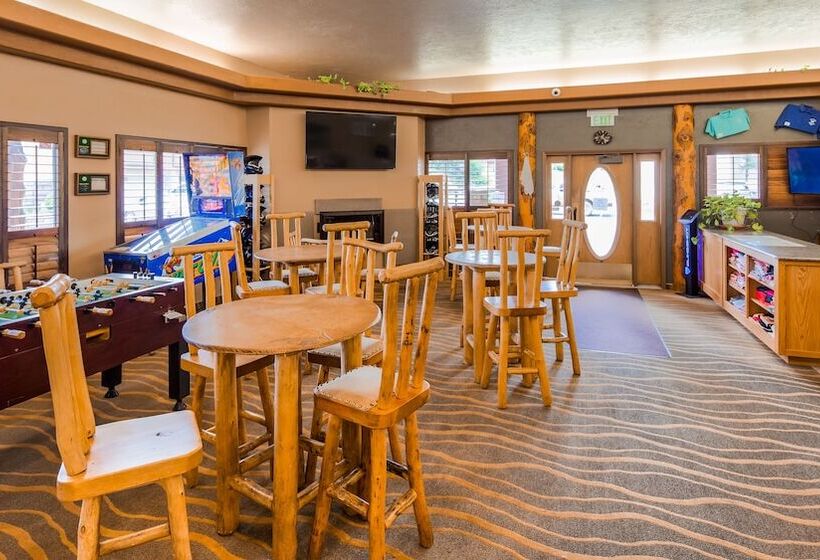 هتل Best Western East Zion Thunderbird Lodge