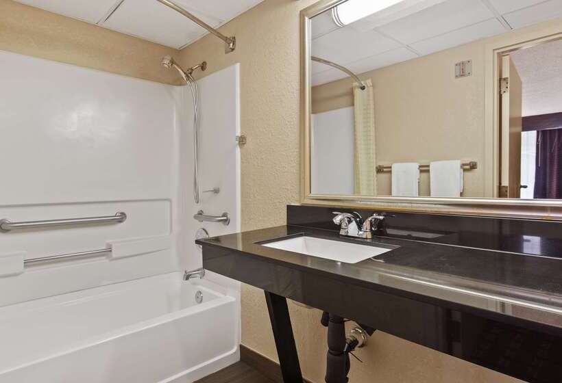 호텔 Best Western Executive Inn