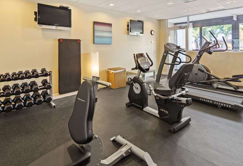 בית מלון כפרי Best Western Fort Myers Waterfront