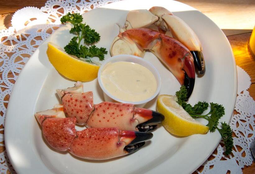 בית מלון כפרי Best Western Fort Myers Waterfront