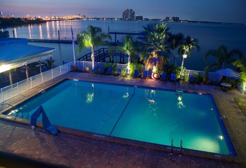 בית מלון כפרי Best Western Fort Myers Waterfront