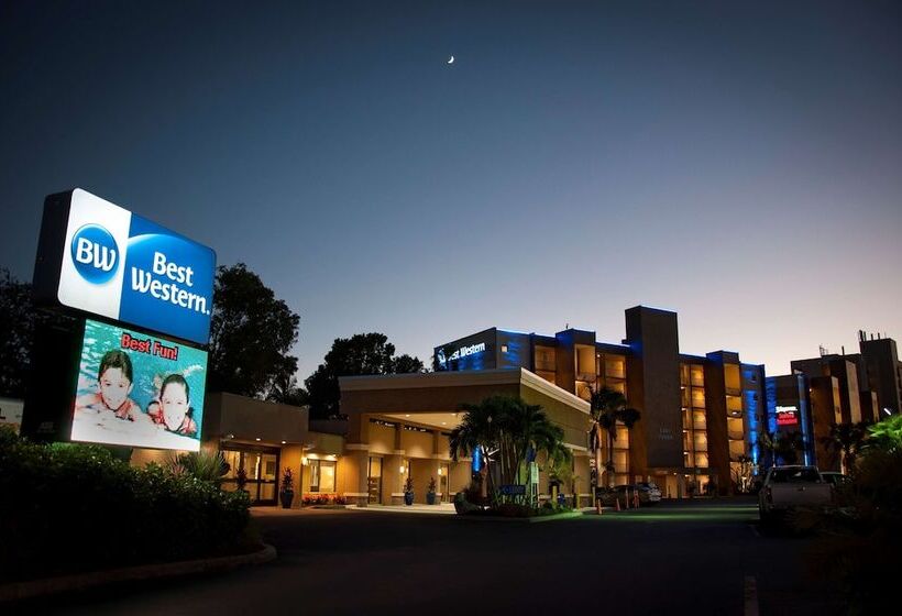 בית מלון כפרי Best Western Fort Myers Waterfront