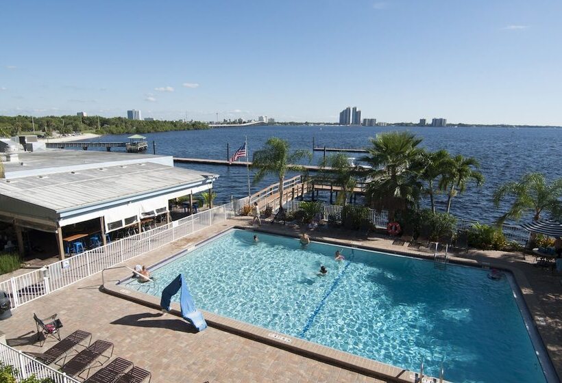 בית מלון כפרי Best Western Fort Myers Waterfront