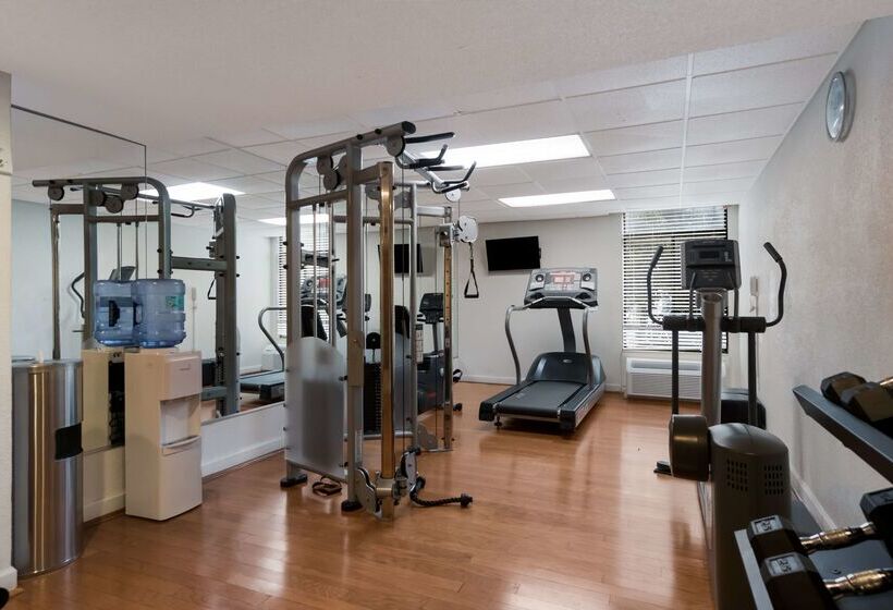 酒店 Best Western Hampton Coliseum Inn