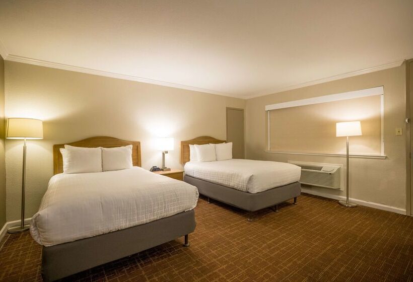 בית מלון כפרי Best Western Inn