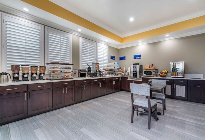 Отель Best Western Inn Santa Clara