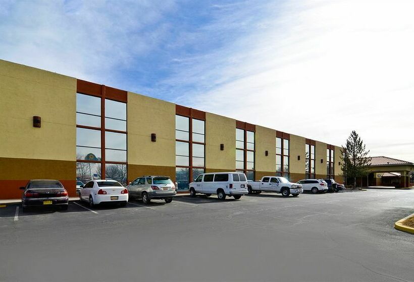 Red Lion Hotel Farmington