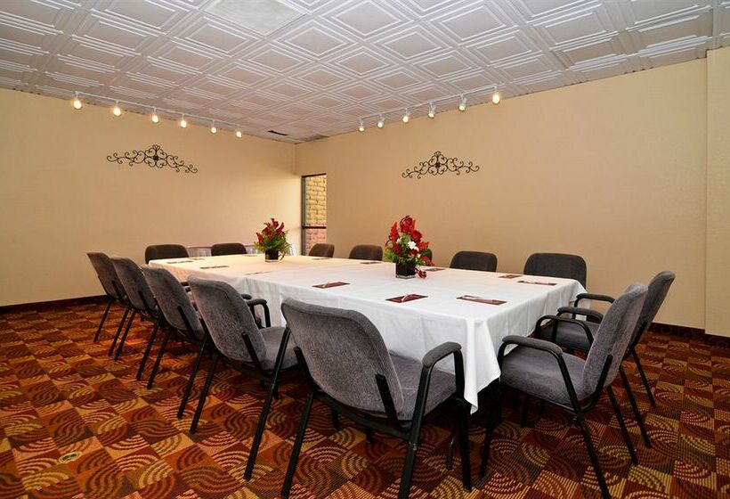 Red Lion Hotel Farmington