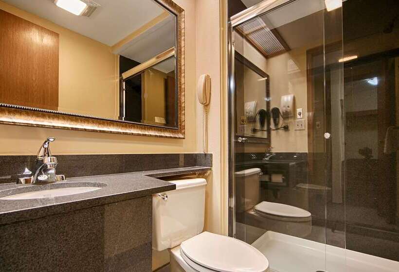 فندق Best Western Kiva Inn